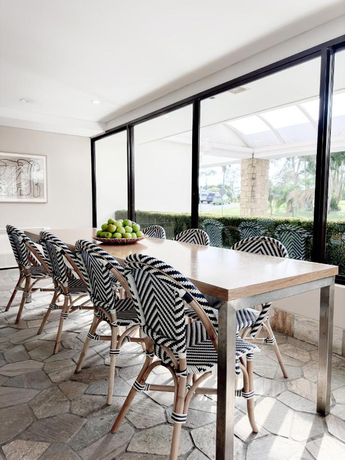 Hotel Waves Byron Bay Esterno foto