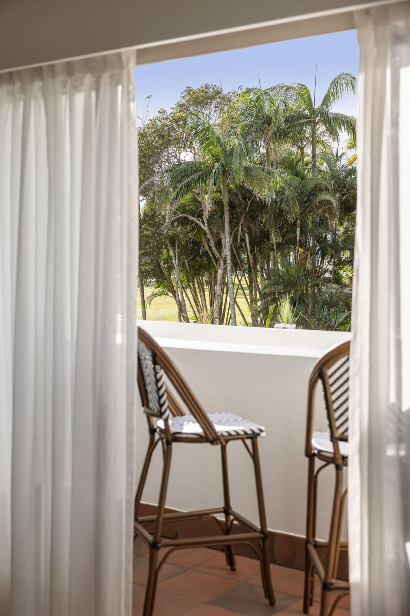 Hotel Waves Byron Bay Esterno foto
